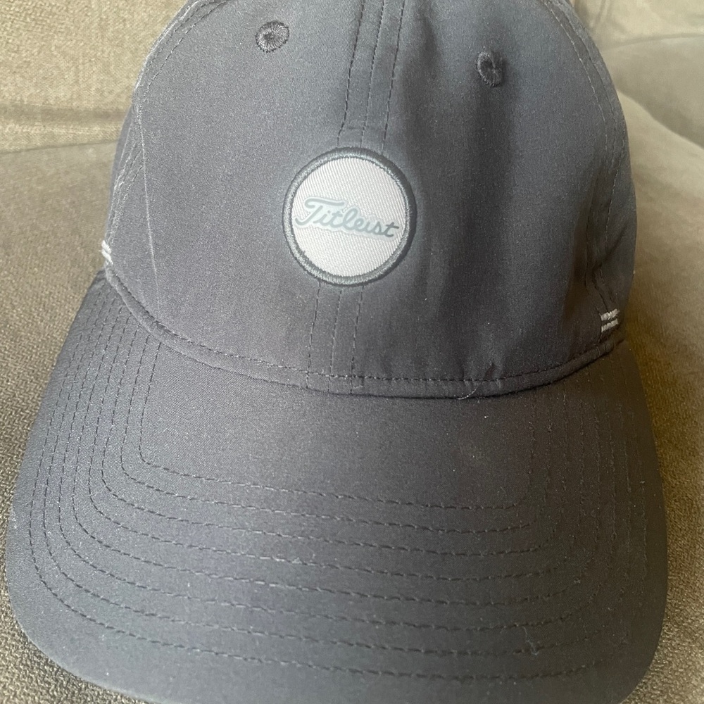 Titleist Black and Gray Cap